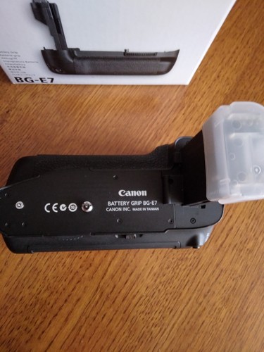 Battery grip canon - battery,